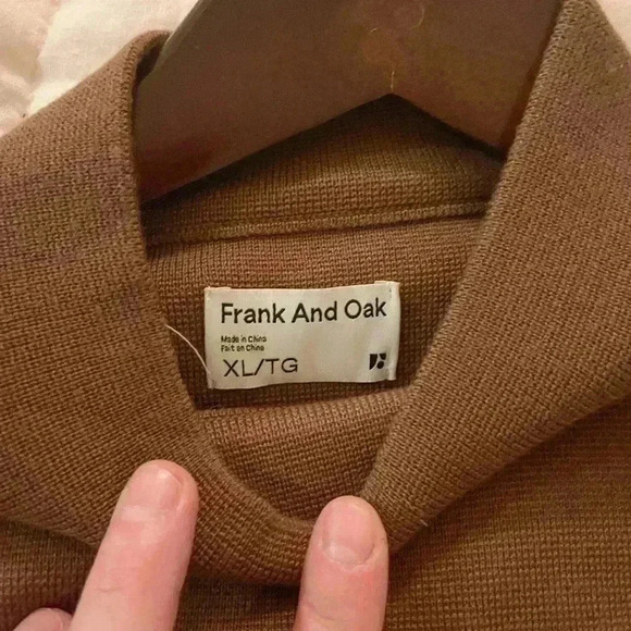 Frank & Oak mock-neck sweater dress - Picture 4 of 8